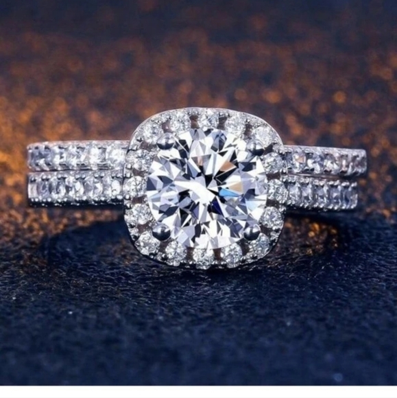 2pc Silver Rhinestone Ring Set - Picture 2 of 2